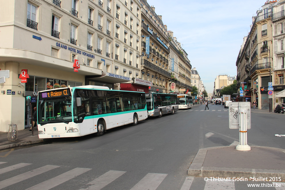 Bus 4308 (CS-339-LX) sur la ligne 350 (RATP) à Gare de l'Est (Paris)