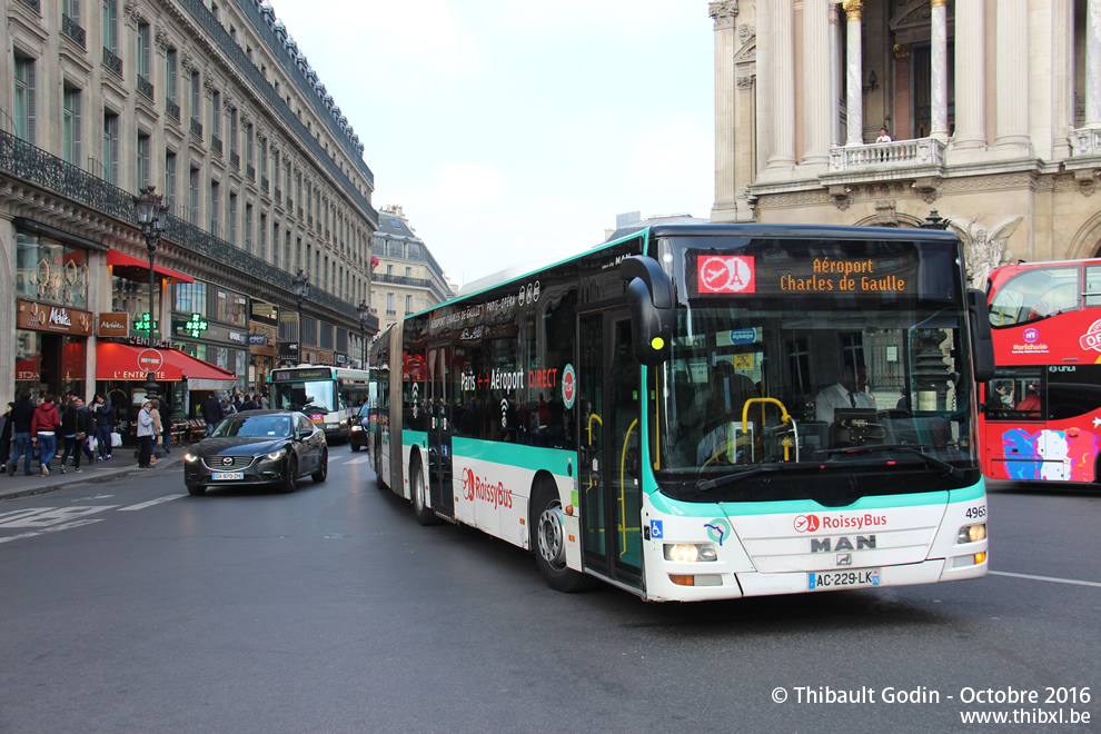 Bus 4965 (AC-229-LK) sur la ligne 352 (Roissybus - RATP) à Opéra (Paris)