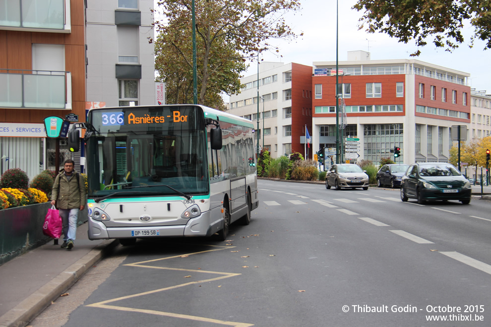 Bus 0936 (DP-199-SB) sur la ligne 366 (RATP) à Colombes