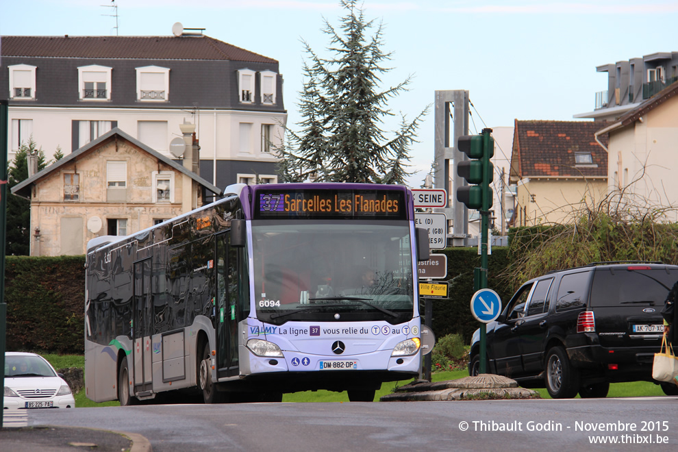 Bus 6094 (DM-882-DP) sur la ligne 37 (Valmy) à Épinay-sur-Seine