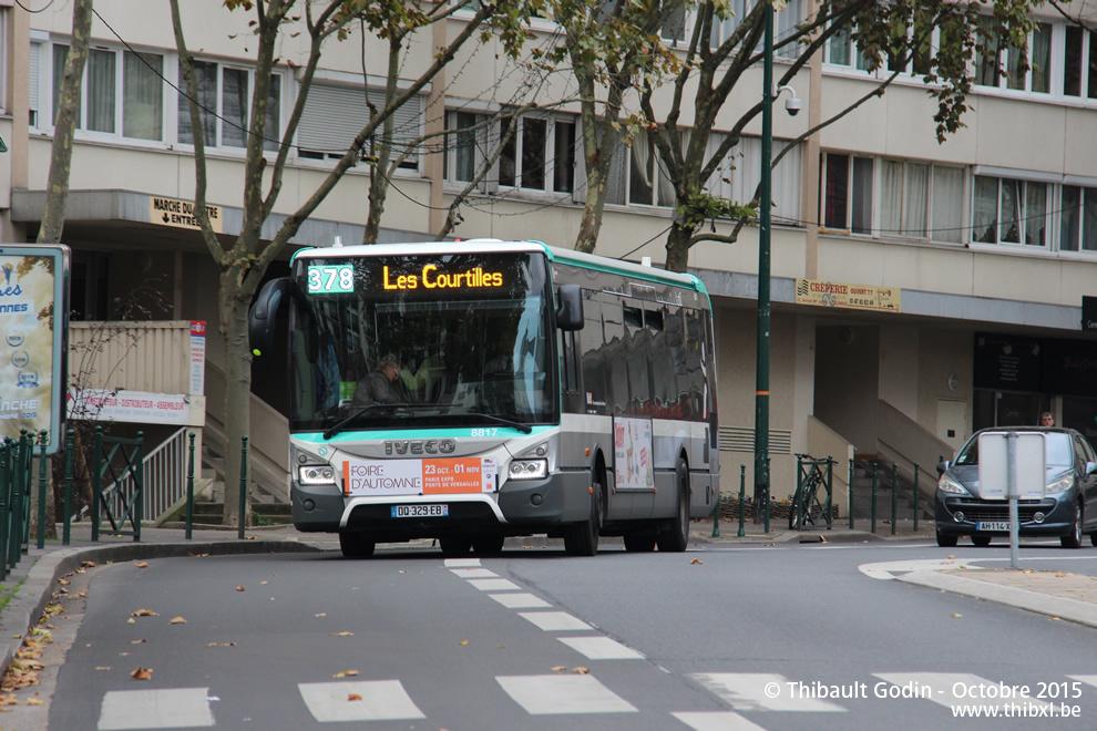 Bus 8817 (DQ-329-EB) sur la ligne 378 (RATP) à Colombes