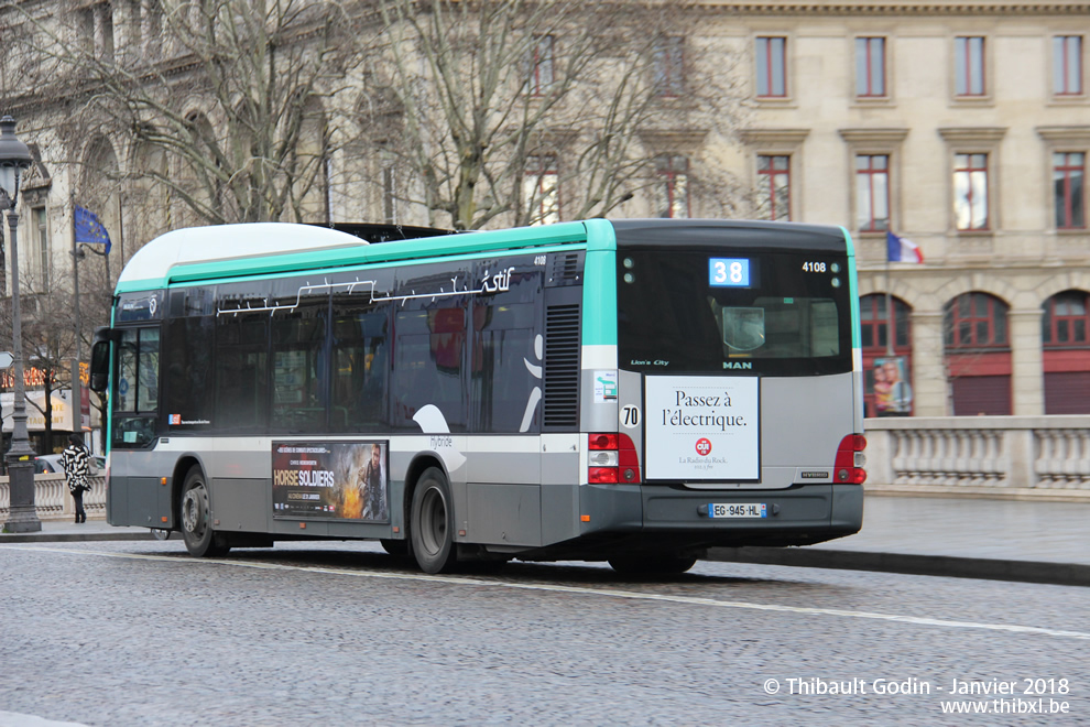 Bus 4108 (EG-945-HL) sur la ligne 38 (RATP) à Châtelet (Paris)