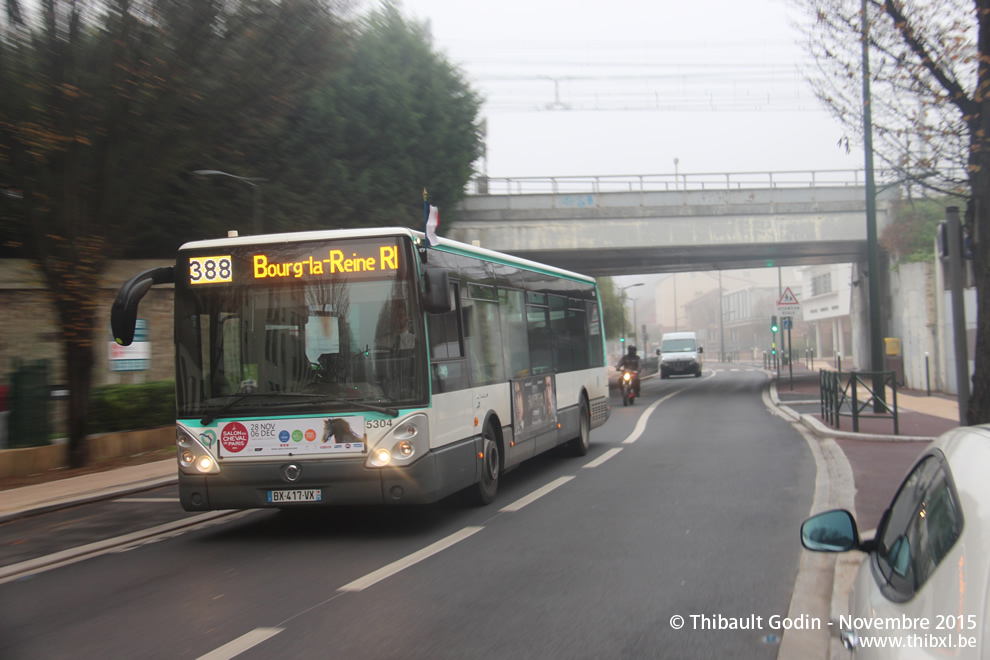 Bus 5304 (BX-417-VX) sur la ligne 388 (RATP) à Bourg-la-Reine