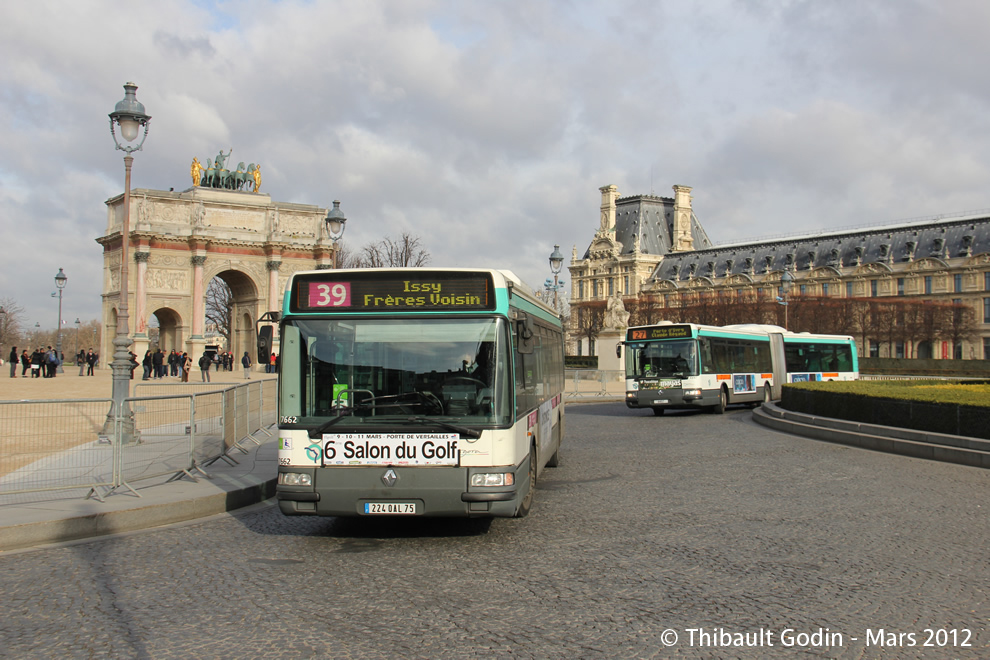 Bus 7662 (224 QAL 75) sur la ligne 39 (RATP) à Musée du Louvre (Paris)