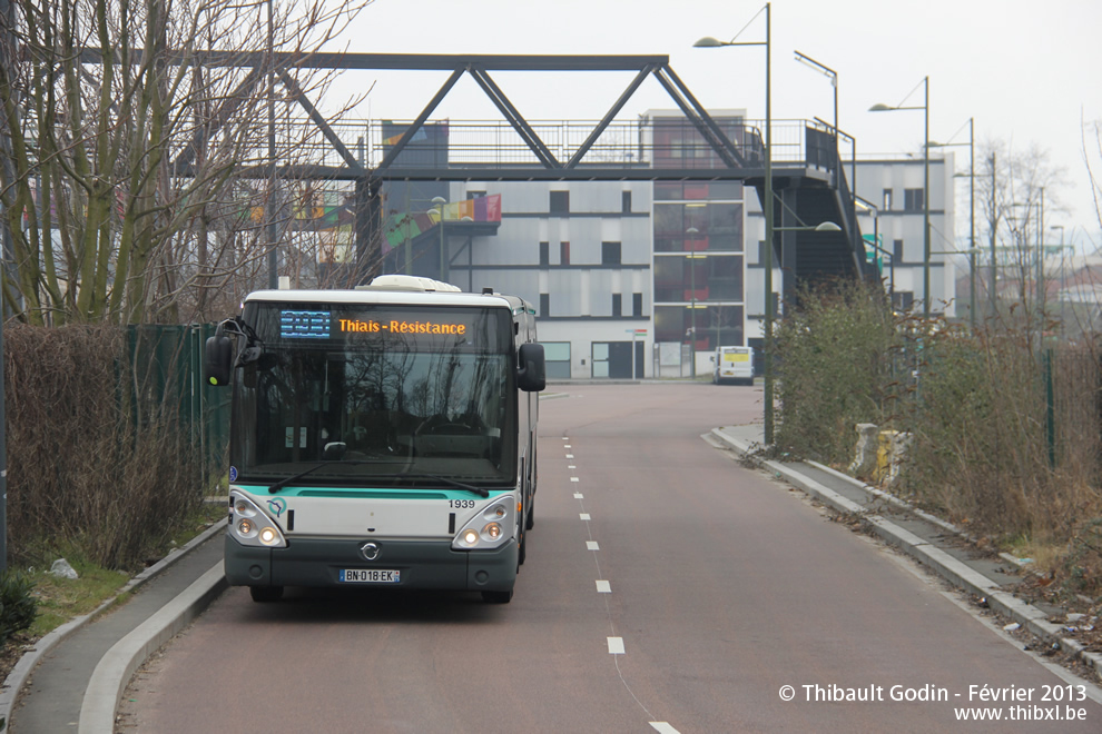 Bus 1939 (BN-018-EK) sur la ligne 393 (RATP) à Sucy-en-Brie