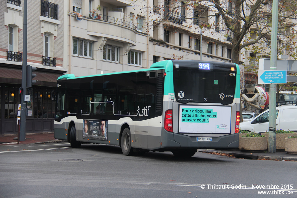 Bus 6798 (DK-898-KR) sur la ligne 394 (RATP) à Issy-les-Moulineaux