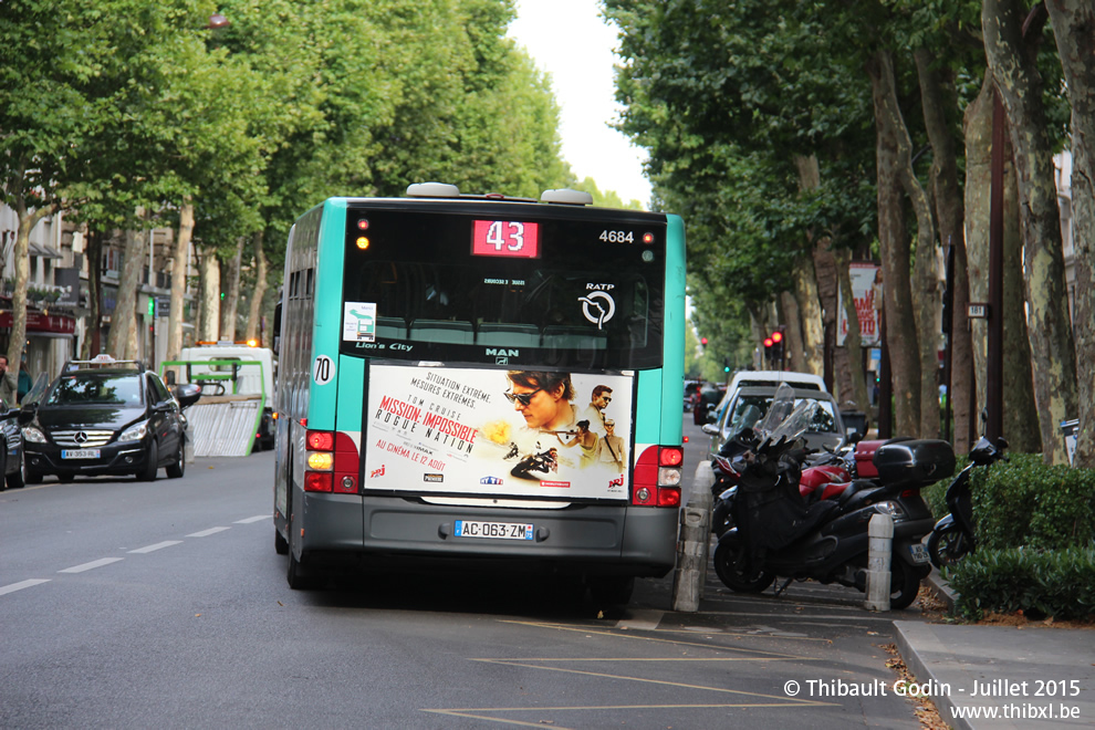Bus 4684 (AC-063-ZM) sur la ligne 43 (RATP) à Neuilly-sur-Seine