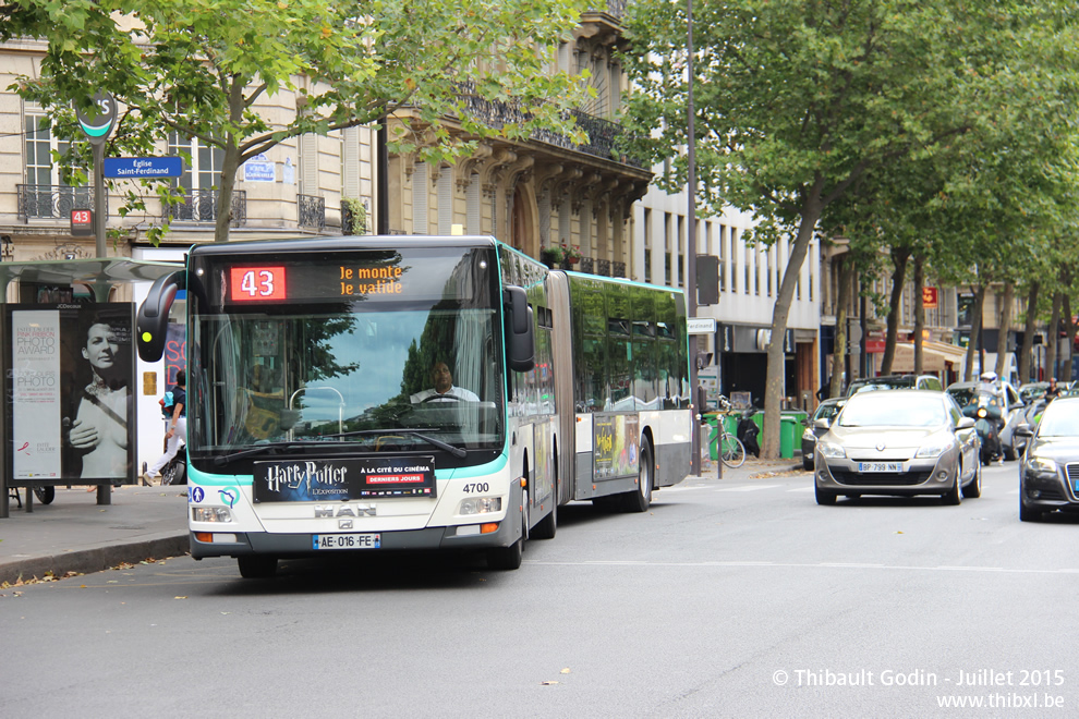 Bus 4700 (AE-016-FE) sur la ligne 43 (RATP) à Ternes (Paris)