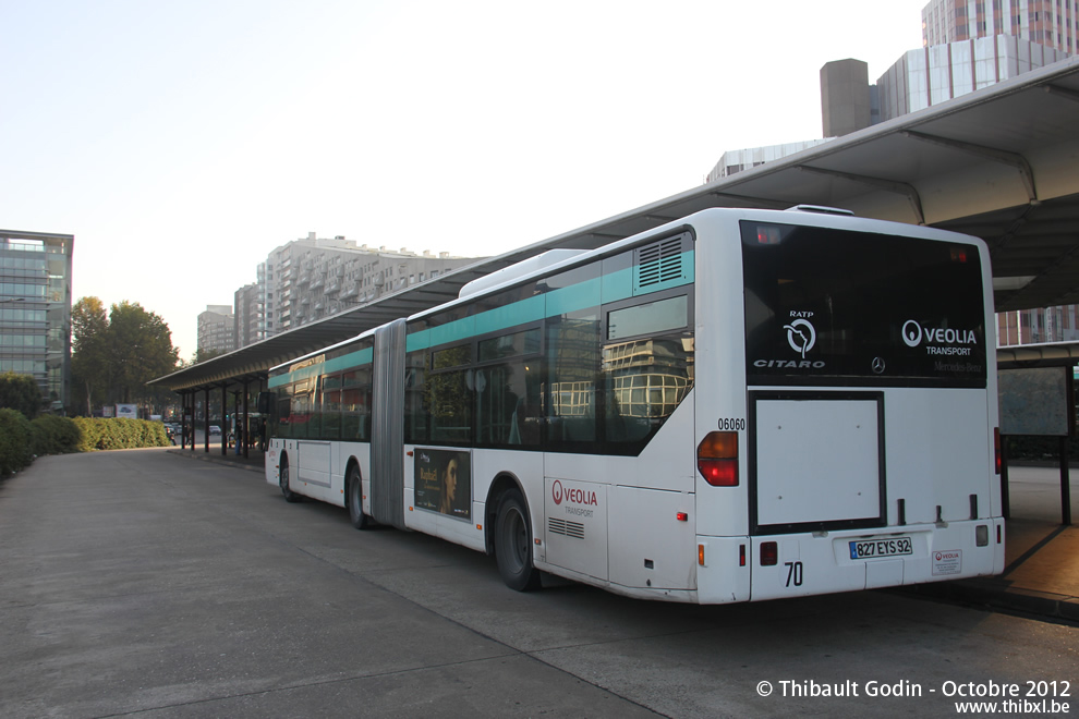 Bus 06060 (827 EYS 92) sur la ligne 467 (RATP) à Boulogne-Billancourt