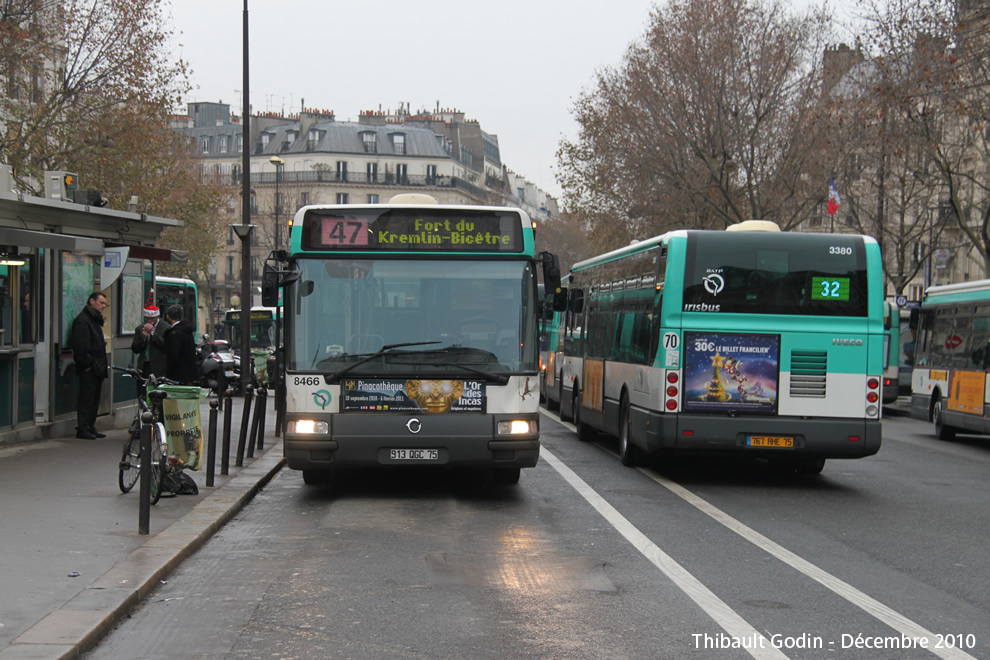 Bus 8466 (913 QGC 75) sur la ligne 47 (RATP) à Gare de l'Est (Paris)