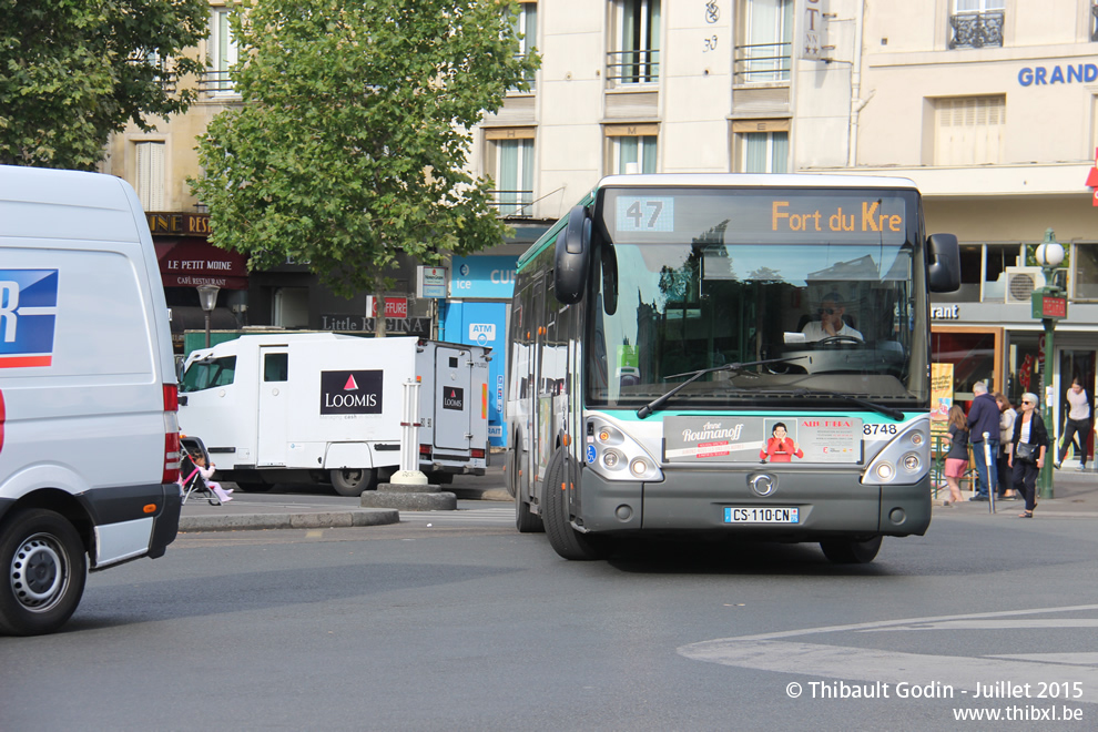 Bus 8748 (CS-110-CN) sur la ligne 47 (RATP) à Gare de l'Est (Paris)