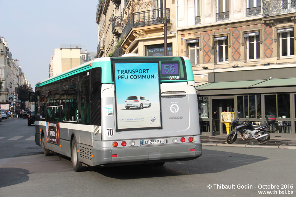 Bus 8738 (CR-252-MY) sur la ligne 56 (RATP) à Gare de l'Est (Paris)