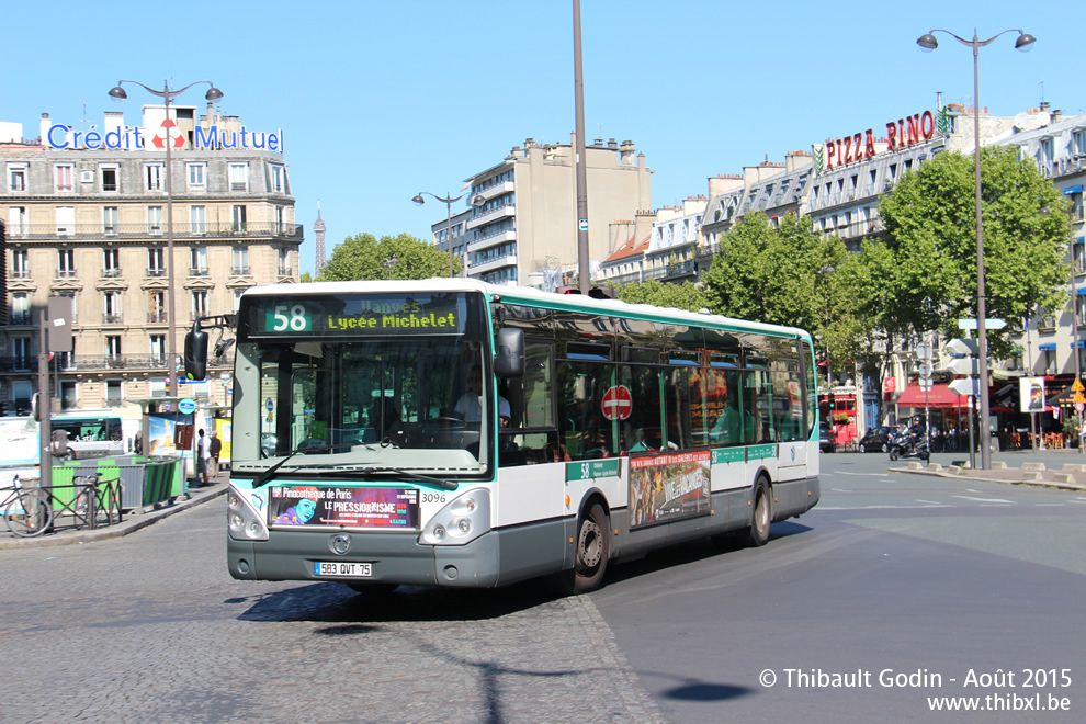 Bus 3096 (583 QVT 75) sur la ligne 58 (RATP) à Montparnasse – Bienvenüe (Paris)