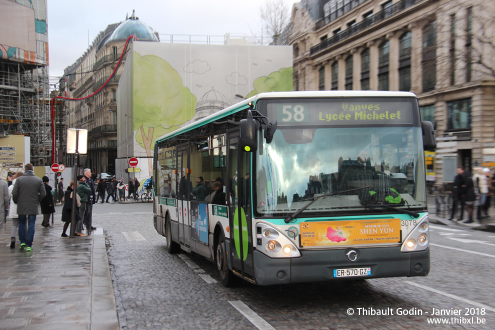 Bus 3078 (ER-570-GZ) sur la ligne 58 (RATP) à Pont Neuf (Paris)