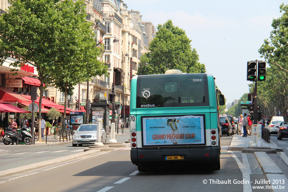 Bus 3083 (540 QWC 75) sur la ligne 58 (RATP) à Vavin (Paris)