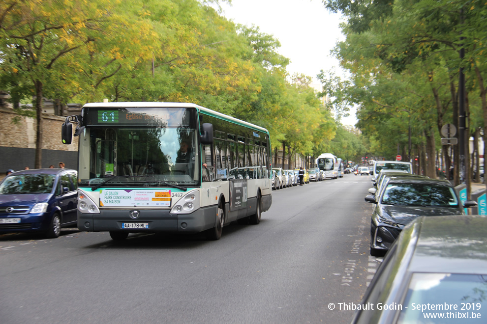 Bus 3487 (AA-178-ML) sur la ligne 61 (RATP) à Père Lachaise (Paris)