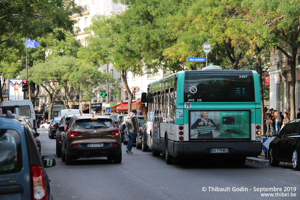 Bus 3487 (AA-178-ML) sur la ligne 61 (RATP) à Père Lachaise (Paris)