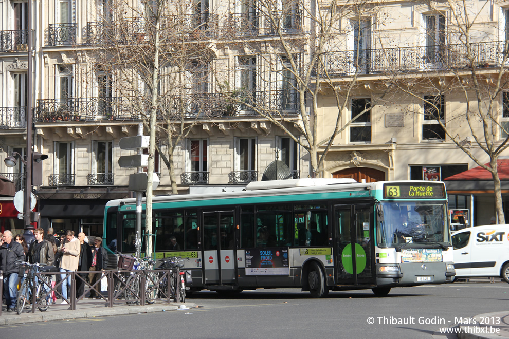 Bus 8146 sur la ligne 63 (RATP) à Luxembourg (Paris)