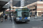 Bus 8218 (608 PWP 75) sur la ligne 65 (RATP) à Gare de Lyon (Paris)