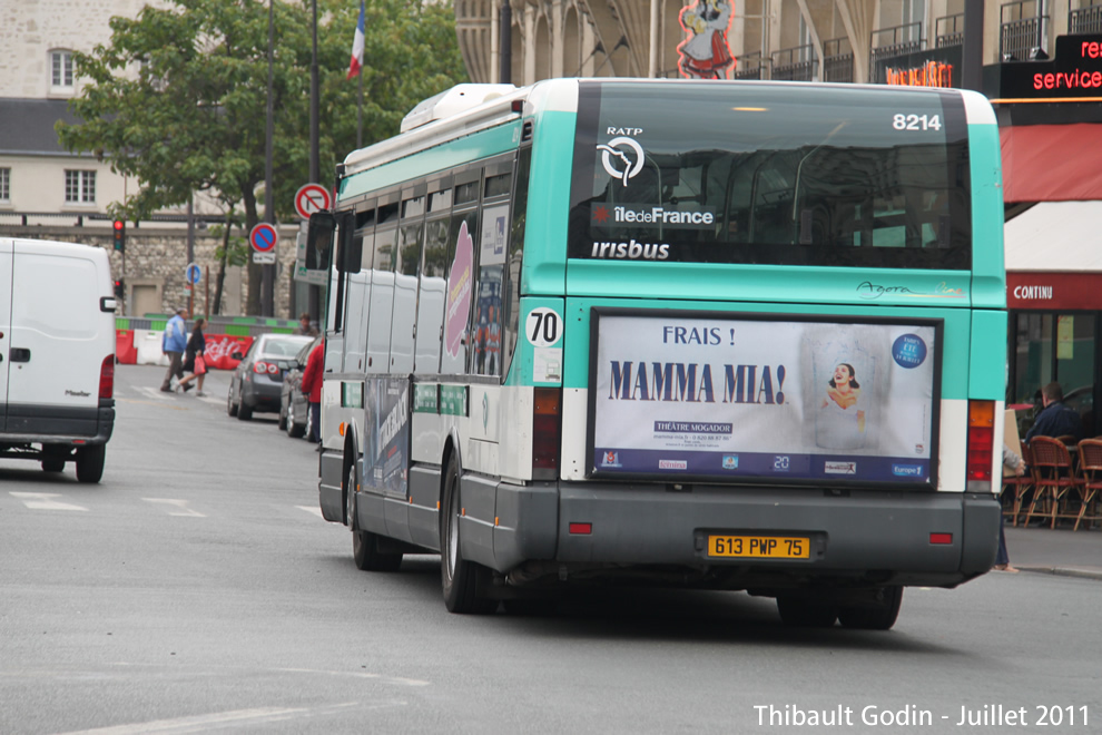 Bus 8214 (613 PWP 75) sur la ligne 65 (RATP) à Gare de l'Est (Paris)