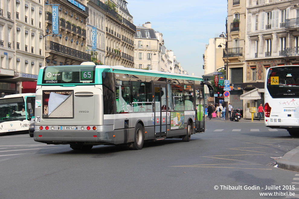 Bus 8536 (CC-892-GJ) sur la ligne 65 (RATP) à Gare de l'Est (Paris)