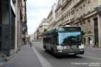 Bus 8421 (550 QEX 75) sur la ligne 66 (RATP) à Europe (Paris)