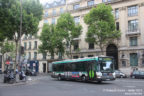 Bus 8425 (381 QFD 75) sur la ligne 66 (RATP) à Havre - Caumartin (Paris)