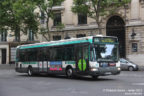 Bus 8425 (381 QFD 75) sur la ligne 66 (RATP) à Havre - Caumartin (Paris)