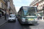 Bus 3293 (363 RFB 75) sur la ligne 68 (RATP) à Pyramides (Paris)