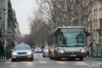 Bus 3299 (348 RFM 75) sur la ligne 68 (RATP) à Vavin (Paris)