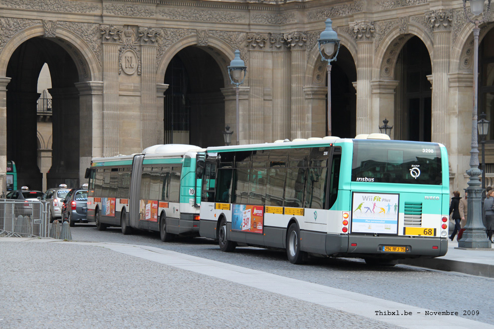 Bus 3298 (294 RFJ 75) sur la ligne 68 (RATP) à Musée du Louvre (Paris)