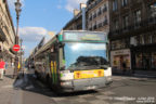 Bus 8428 (832 QFN 75) sur la ligne 69 (RATP) à Louvre - Rivoli (Paris)