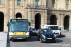 Bus 8390 (35 QDZ 75) sur la ligne 69 (RATP) à Musée du Louvre (Paris)