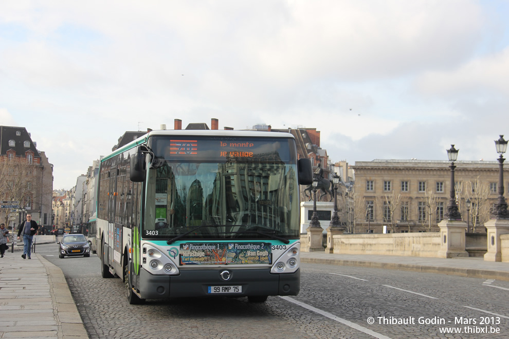 Bus 3403 (99 RMP 75) sur la ligne 70 (RATP) à Pont Neuf (Paris)