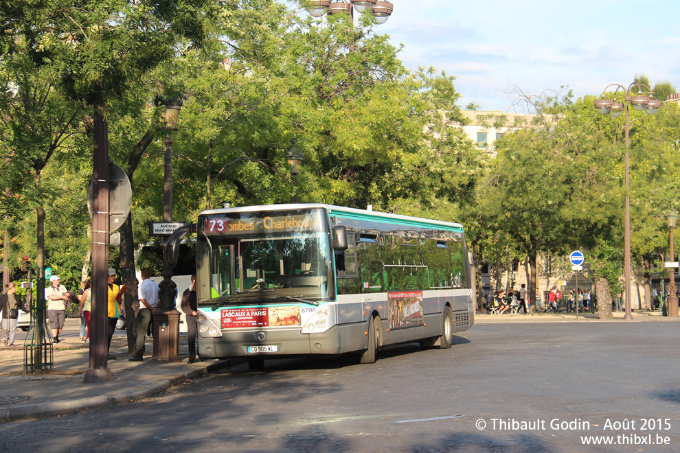 Bus 8708 (CQ-905-WL) sur la ligne 73 (RATP) à Charles de Gaulle – Étoile (Paris)