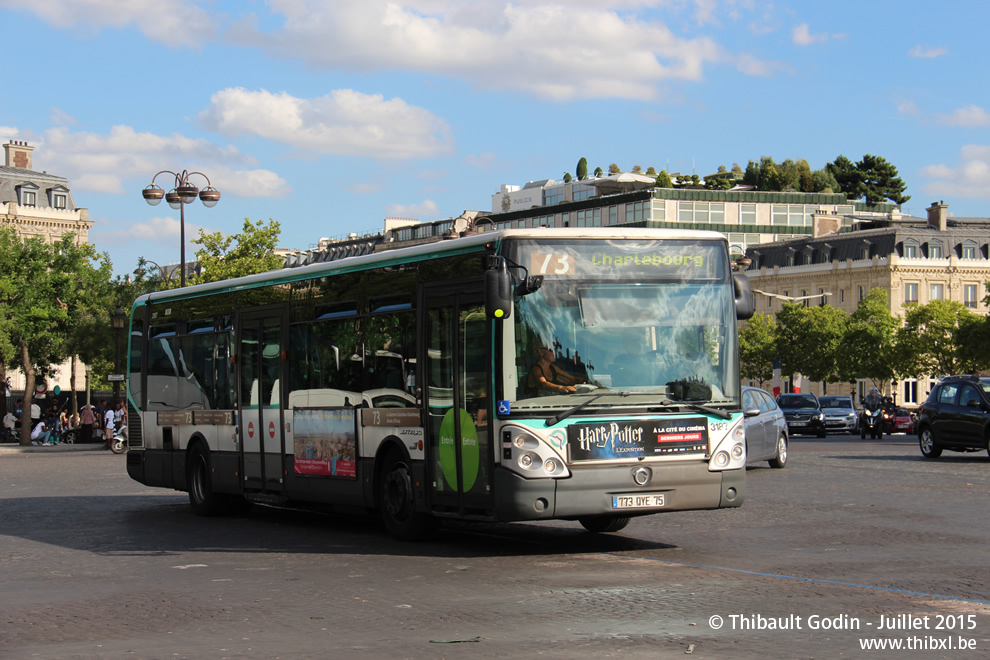 Bus 3187 (773 QYE 75) sur la ligne 73 (RATP) à Charles de Gaulle – Étoile (Paris)