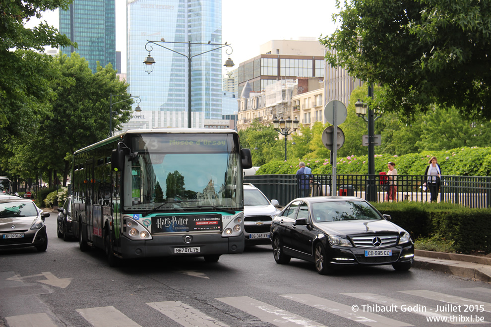 Bus 3185 (967 QYL 75) sur la ligne 73 (RATP) à Neuilly-sur-Seine