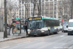 Bus 8284 (397 PYE 75) sur la ligne 74 (RATP) à Porte de Clichy (Paris)
