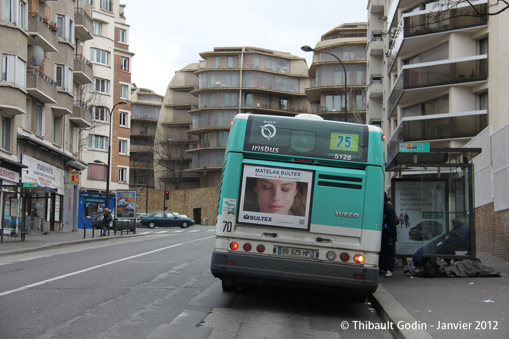 Bus 5128 (BB-629-HP) sur la ligne 75 (RATP) à Porte Brunet (Paris)