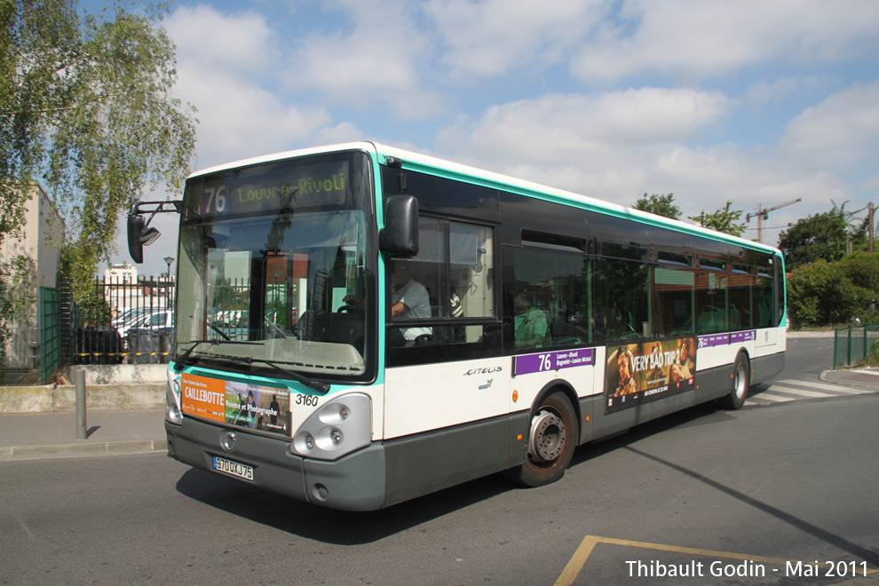 Bus 3160 (970 QXJ 75) sur la ligne 76 (RATP) à Bagnolet