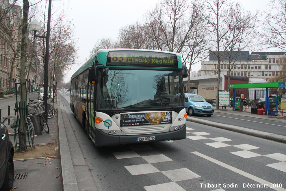 Bus 9369 (738 QZD 75) sur la ligne 83 (RATP) à Val-de-Grâce (Paris)