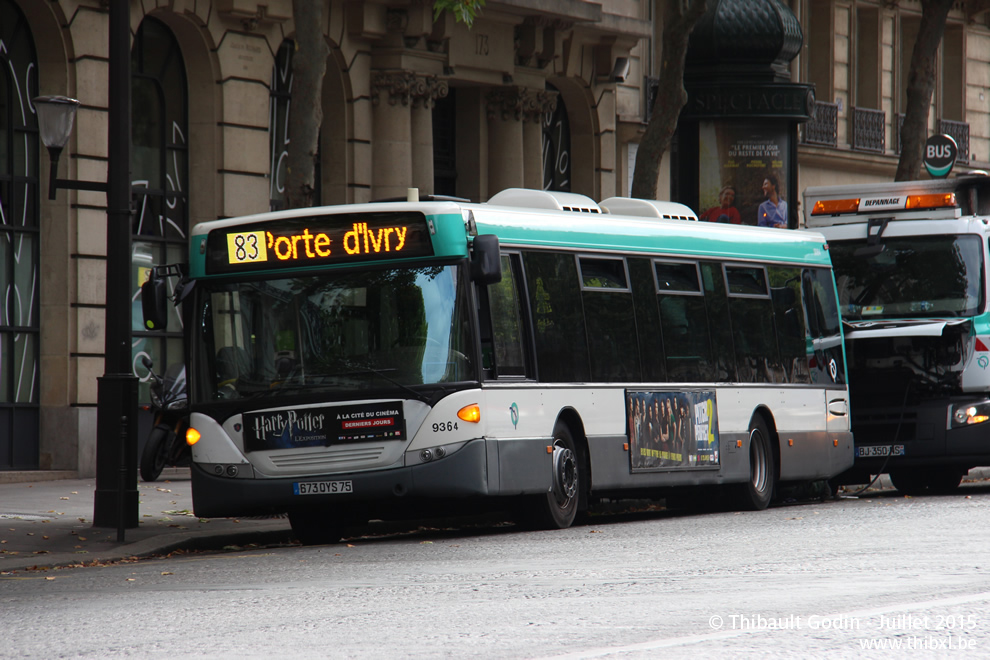 Bus 9364 (673 QYS 75) sur la ligne 83 (RATP) à Friedland (Paris)