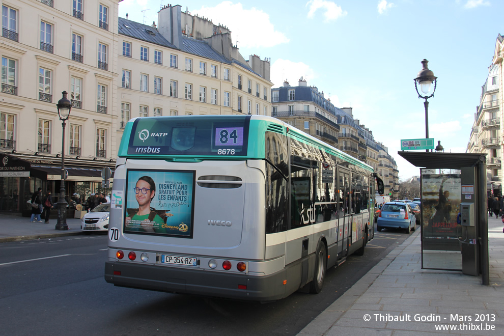 Bus 8678 (CP-354-RZ) sur la ligne 84 (RATP) à Panthéon (Paris)