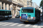 Bus 8495 (893 QJR 75) sur la ligne 85 (RATP) à Pont Neuf (Paris)