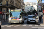 Bus 8484 (175 QJM 75) sur la ligne 85 (RATP) à Le Peletier (Paris)