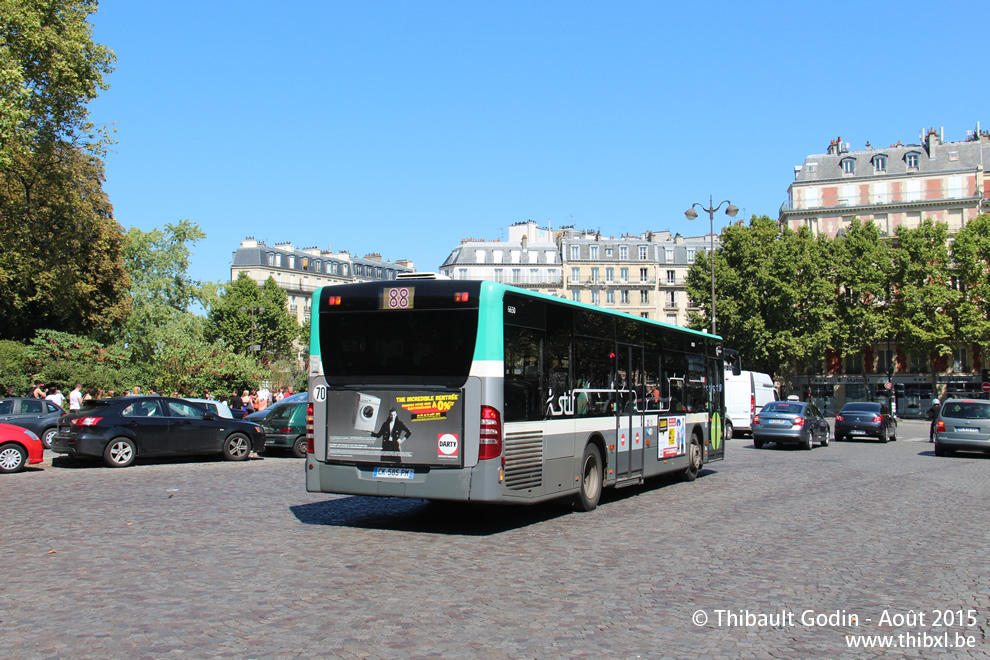 Bus 6650 (CK-585-PM) sur la ligne 88 (RATP) à Denfert-Rochereau (Paris)