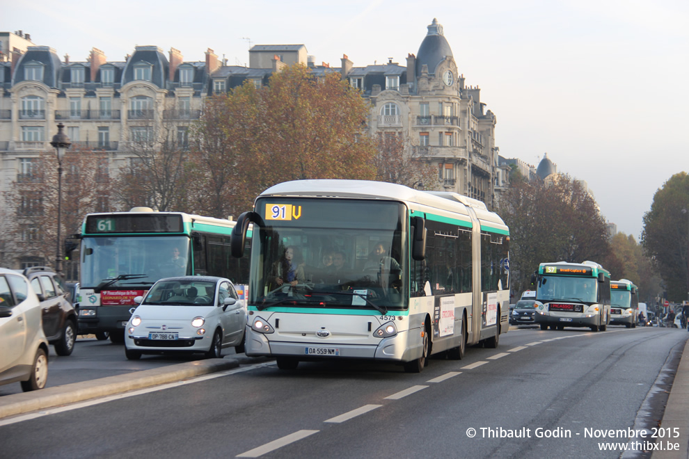 Bus 4573 (DA-559-NM) sur la ligne 91 (RATP) à Quai de la Rapée (Paris)