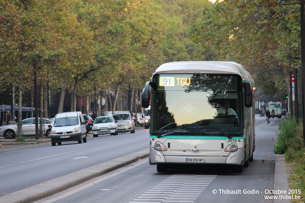 Bus 4579 (DA-050-WP) sur la ligne 91 (RATP) à Port-Royal (Paris)