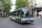 Bus 8791 (DA-338-XY) sur la ligne 92 (RATP) à Ternes (Paris)