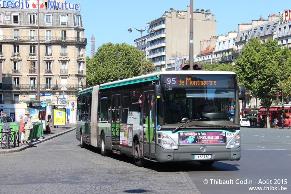 Bus 1661 (CY-587-RD) sur la ligne 95 (RATP) à Montparnasse - Bienvenüe (Paris)